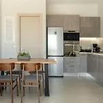 Brand New: Kefalonia Stone - Trapezaki Retreat ヴィラ *