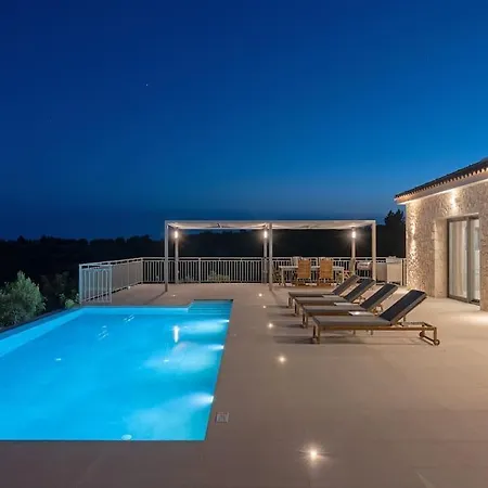 Villa Brand New: Kefalonia Stone - Trapezaki Retreat