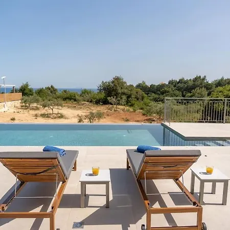 וילה Brand New: Kefalonia Stone - Trapezaki Retreat טרפזאקי